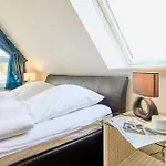 Strandburg - 12