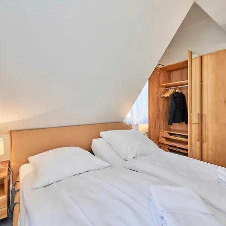 Strandburg - 12